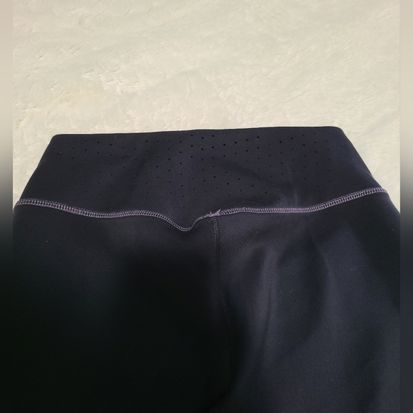 Nike Legendary Training Leggings - Picture 7 of 10